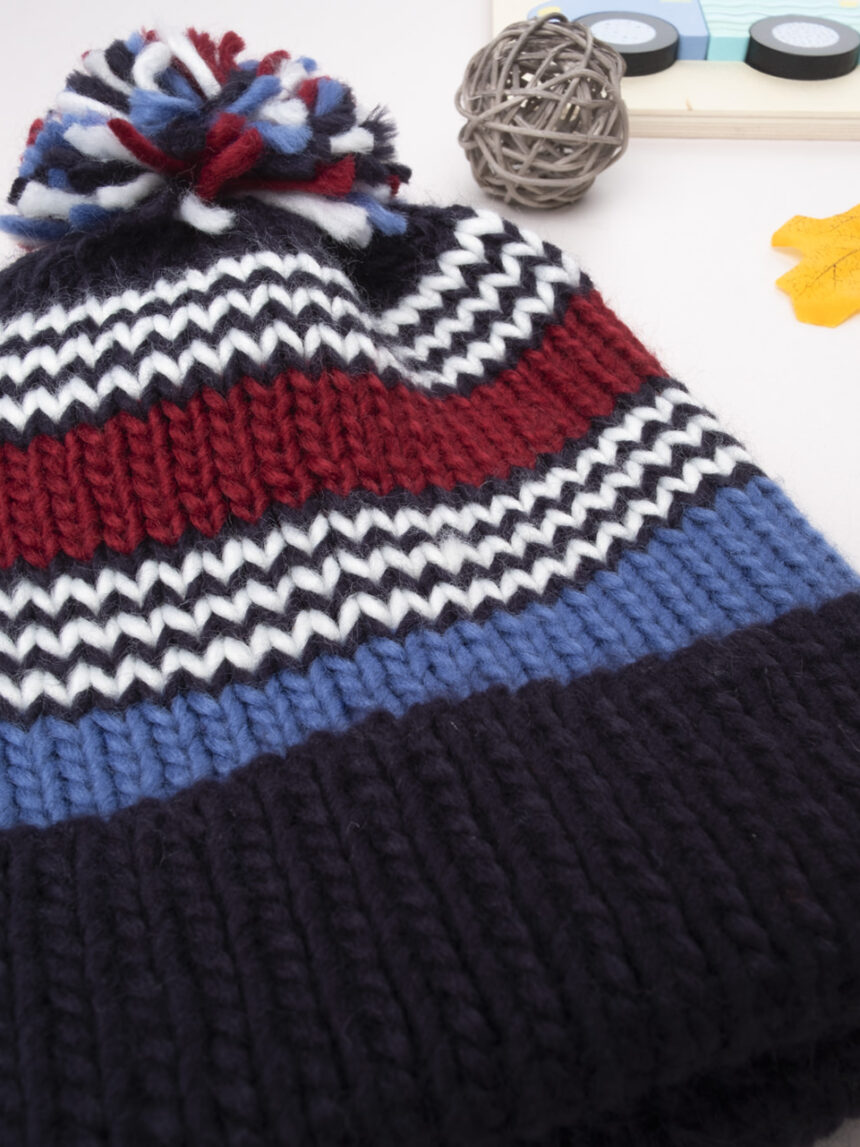 Chapéu "listrado" de menino tricot - Prénatal