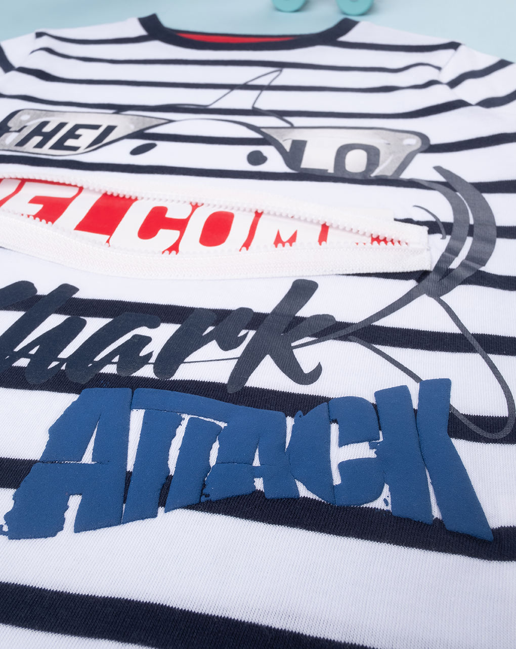 T-shirt rapaz "shark attack" - Prénatal