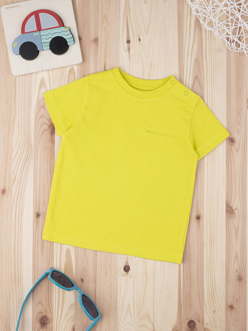 T-shirt do rapaz "amarelo". - Prénatal