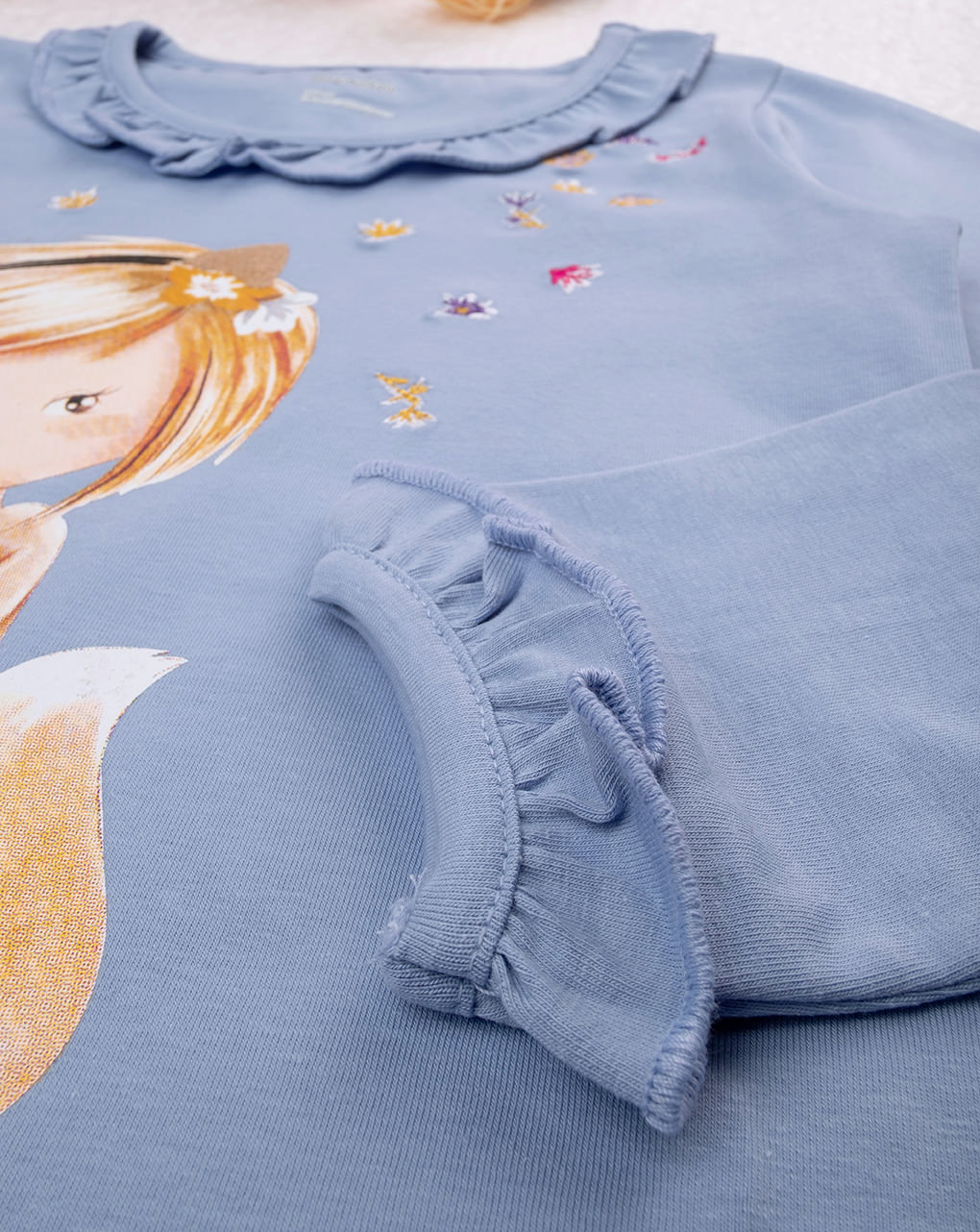 T-shirt azul 'maiden' de menina - Prénatal