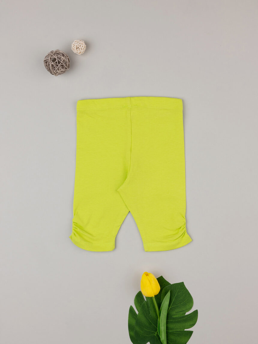 Pernas amarelas fluorescentes de rapariga - Prénatal