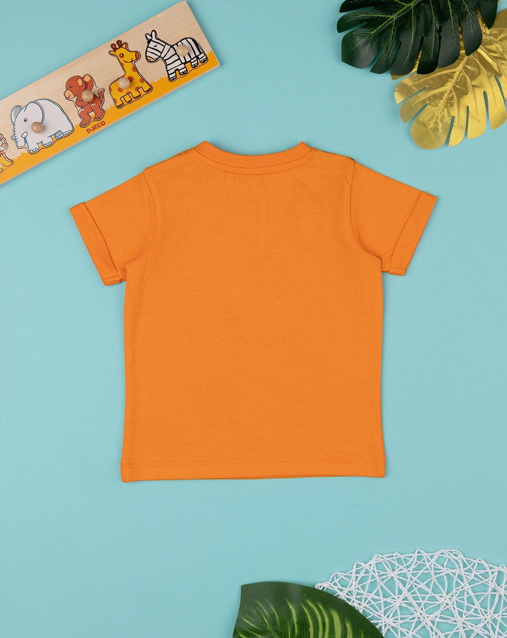 T-shirt laranja do rapaz com estampa de girafa - Prénatal