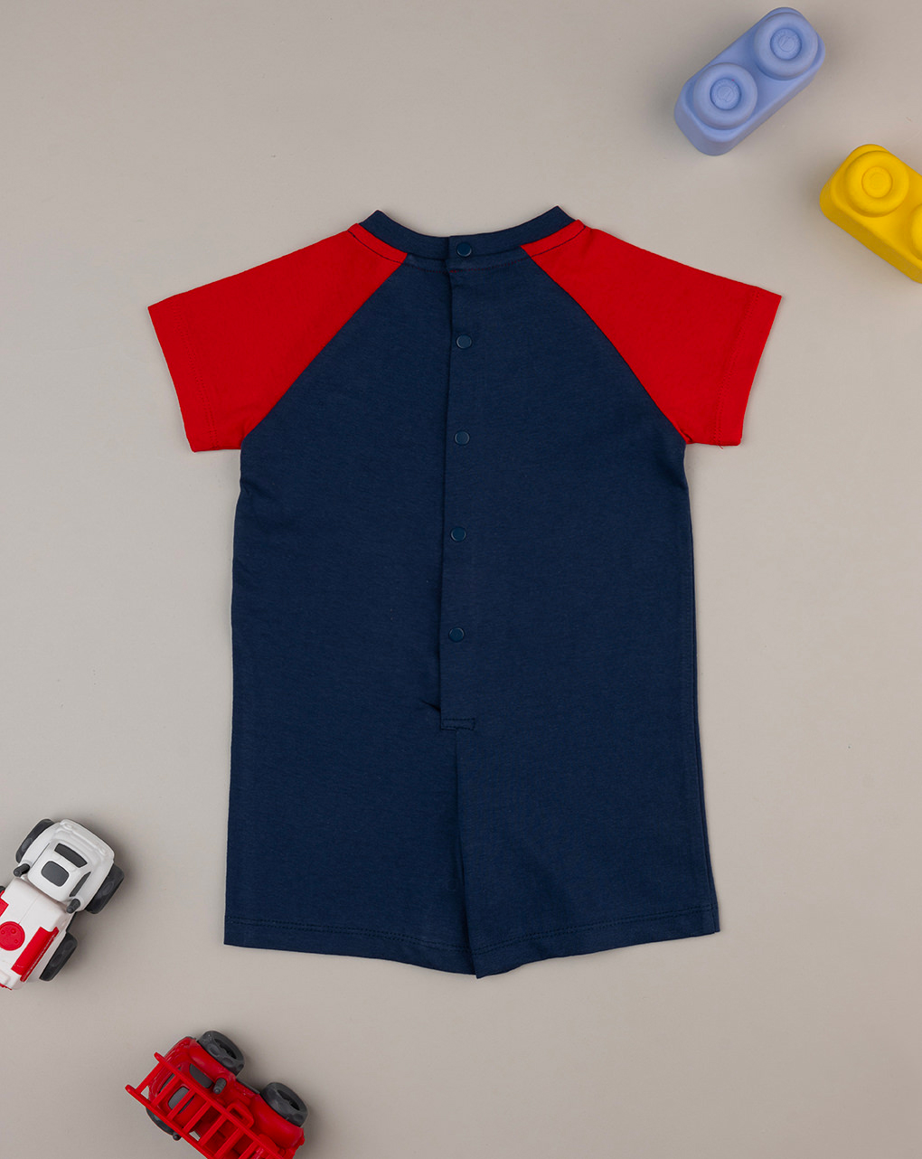 Pijama de bebé vermelho/azul com veículo - Prénatal